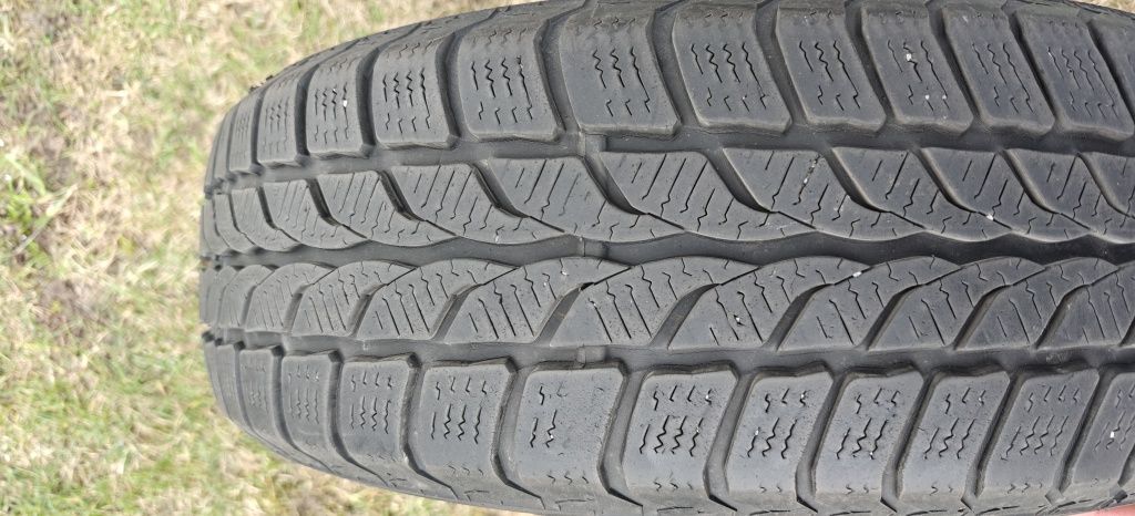 Opony UNIROYAL 195/65R15 MS