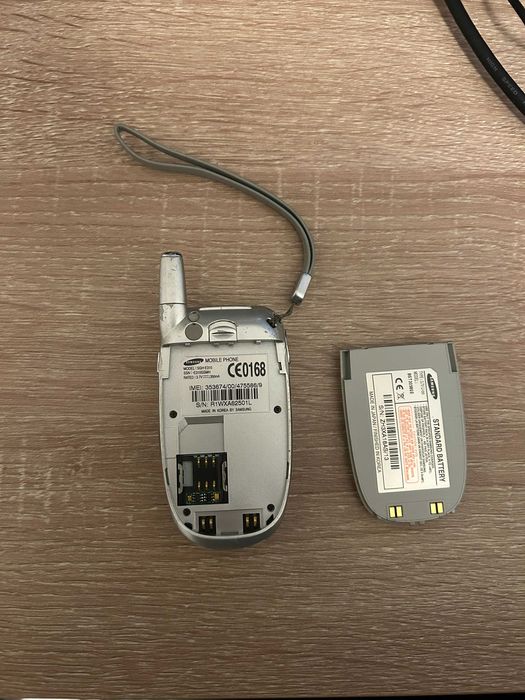Telemóvel vintage Samsung E310