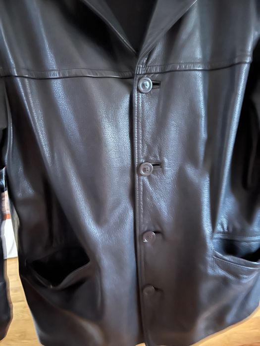 Куртка шкіряна чоловіча 50 -52 розміру чорного кольору