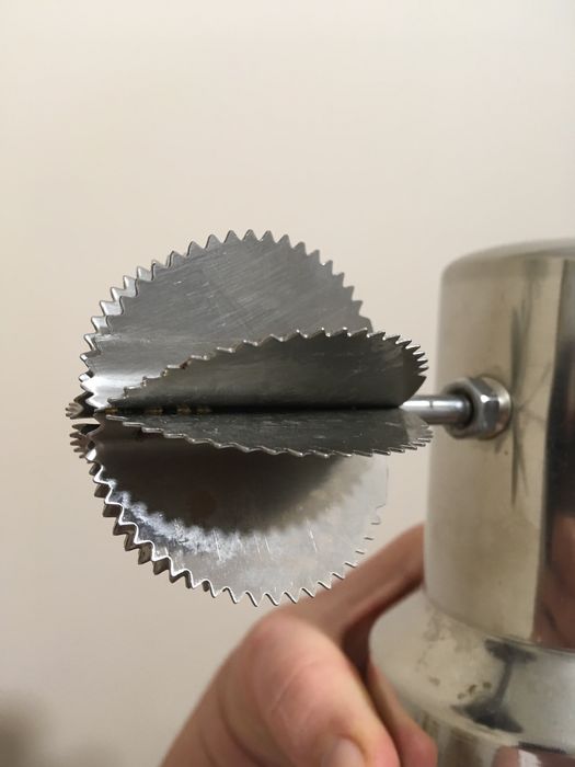 Измельчитель для кокоса.