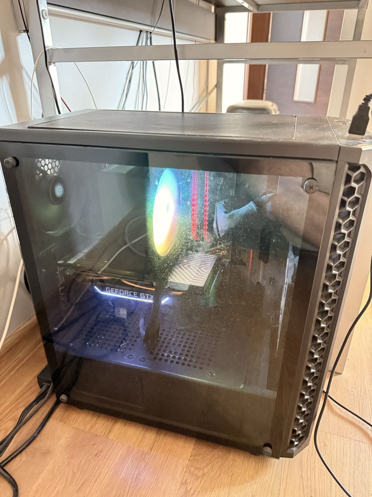 Komputer pc ryzen 5 2600/gtx 1660 super/16gb ram/2 monitory