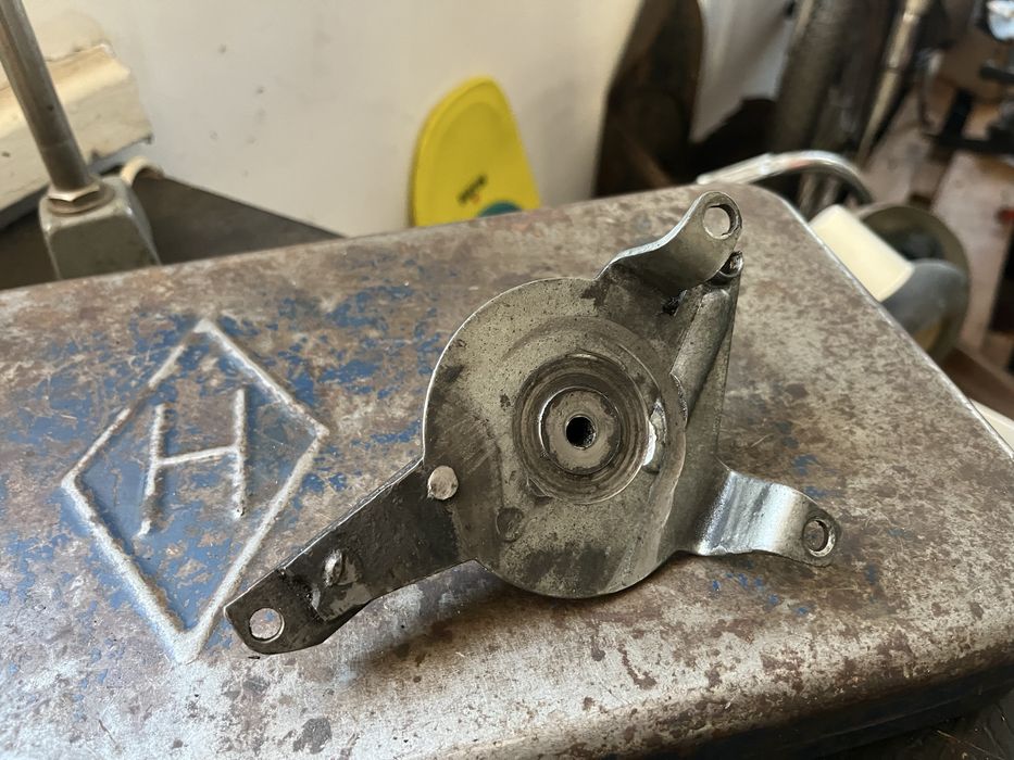 WSK 175 Sport W2 Lelek Dudek docisk sprzęgła wysprzęglik oryginal ZMD