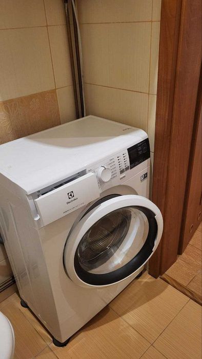 Оренда 2 кімнатної квартири по вул. Головацького