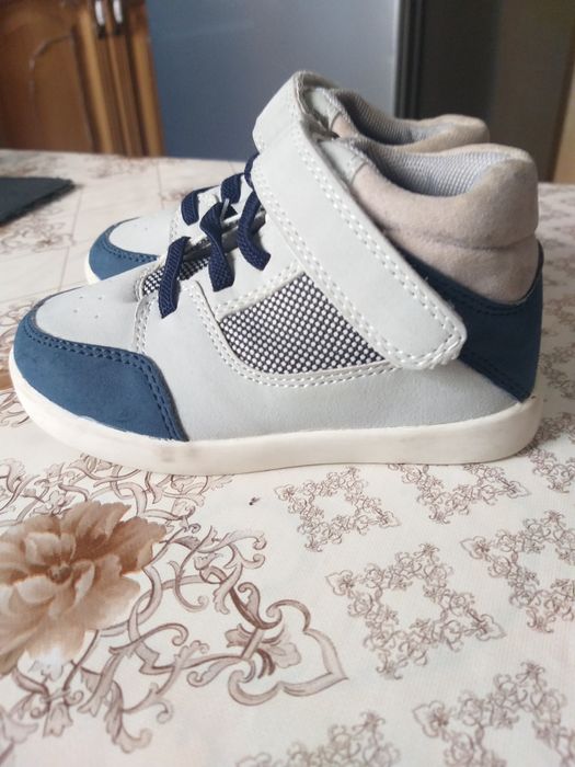 Кросівки нові 24 розмір