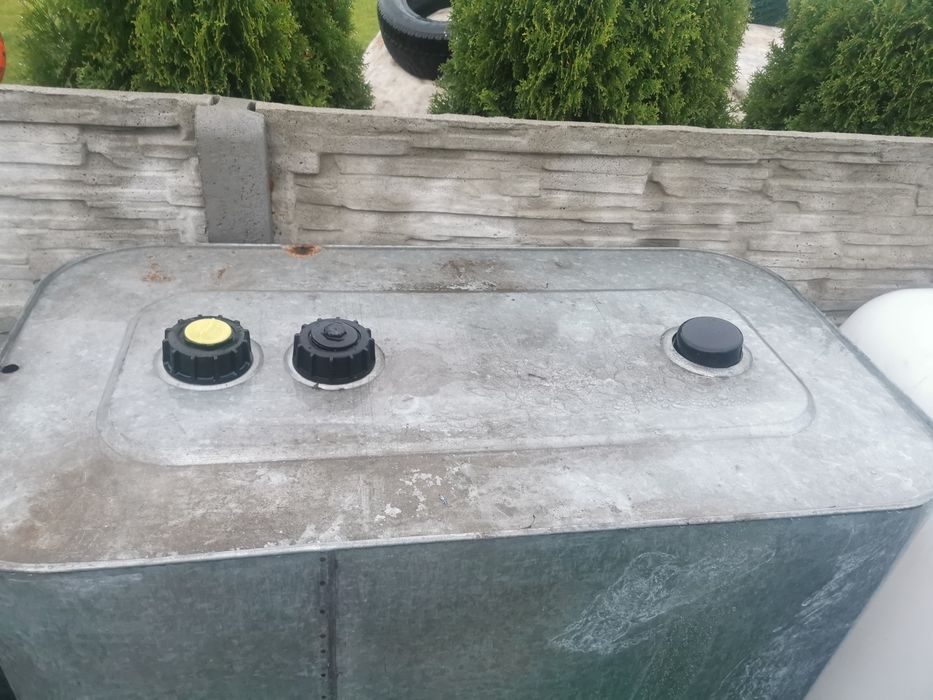 Zbiornik  1000l lub 750l na olej opałowy napedowy