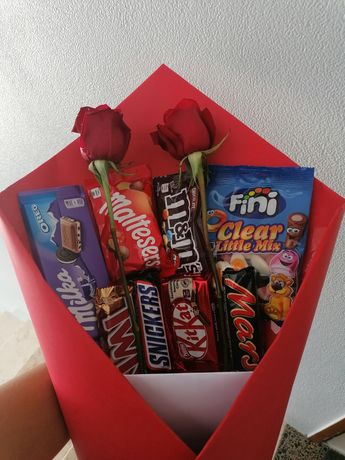 Bouquet de chocolates e flores