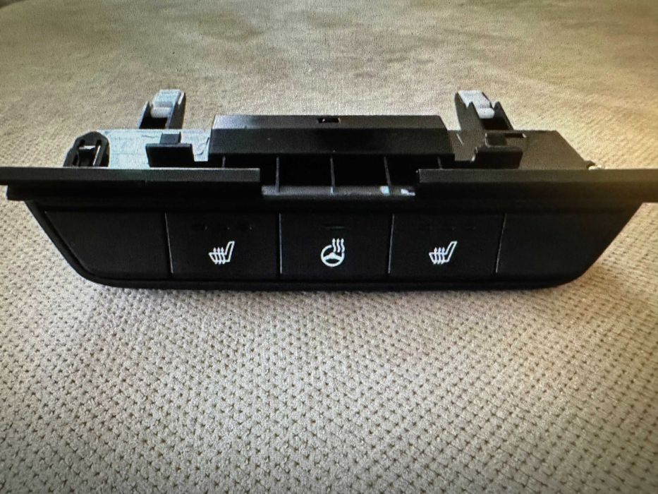 KIA Sportage VI блок подогрева руля и сидений 2021год