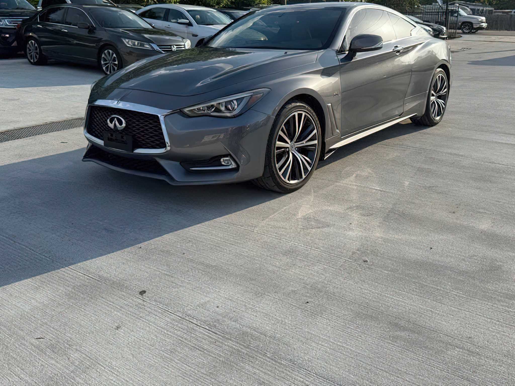 Infiniti Q60      2017