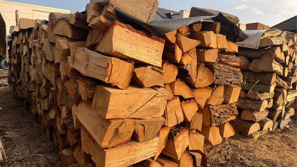 Drewno kominkowe  Akacja vsGrab Jesion Buk Dab Brzoza Sosna