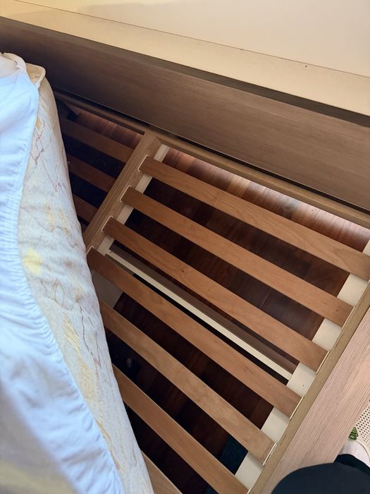 Ліжко двоспальне