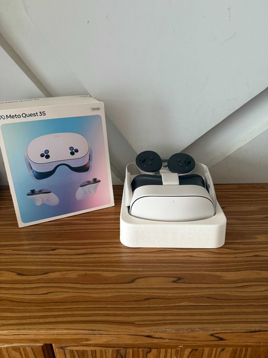 Gogle Meta Oculus Quest 3S 128GB VR wirtualna rzeczywistość Okulary