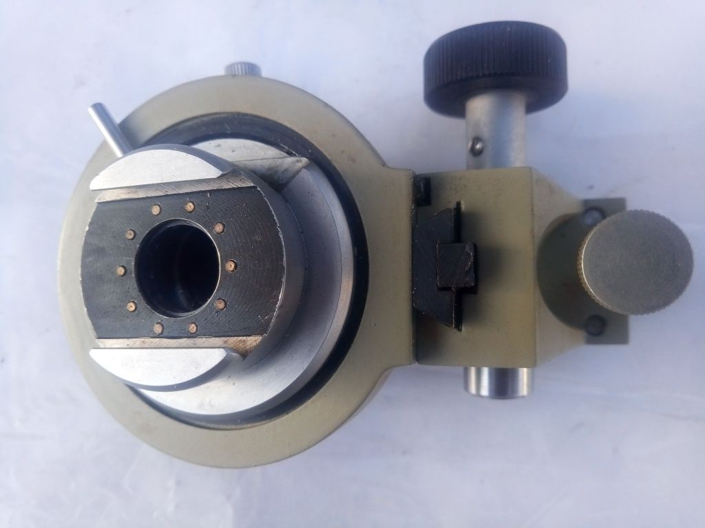 кронштейн конденсора инфракрасного микроскопа МИК-4