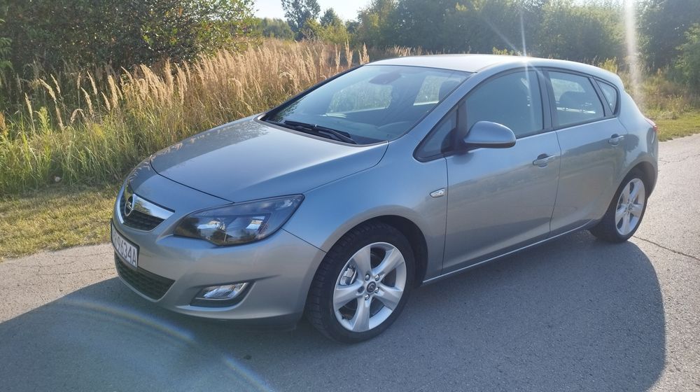 Opel astra J 1.7 CDTI. Bogate wyposażenie