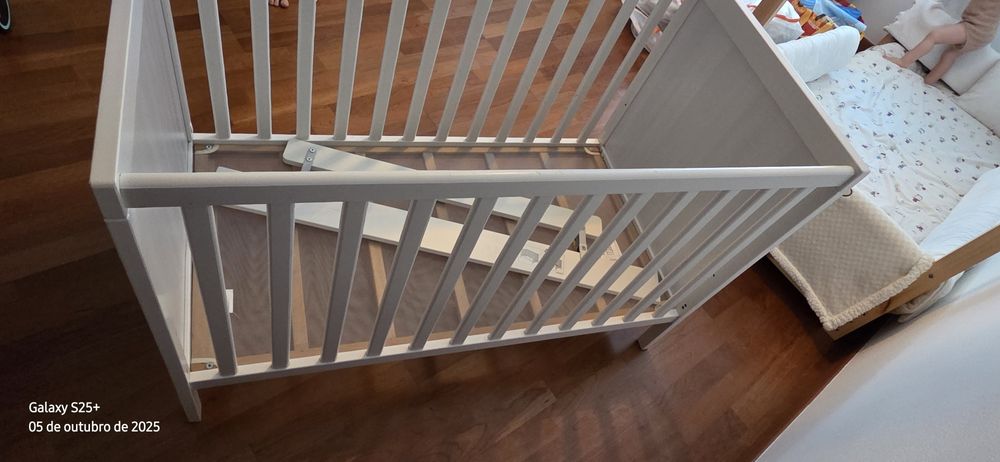 Cama de bebé ikea