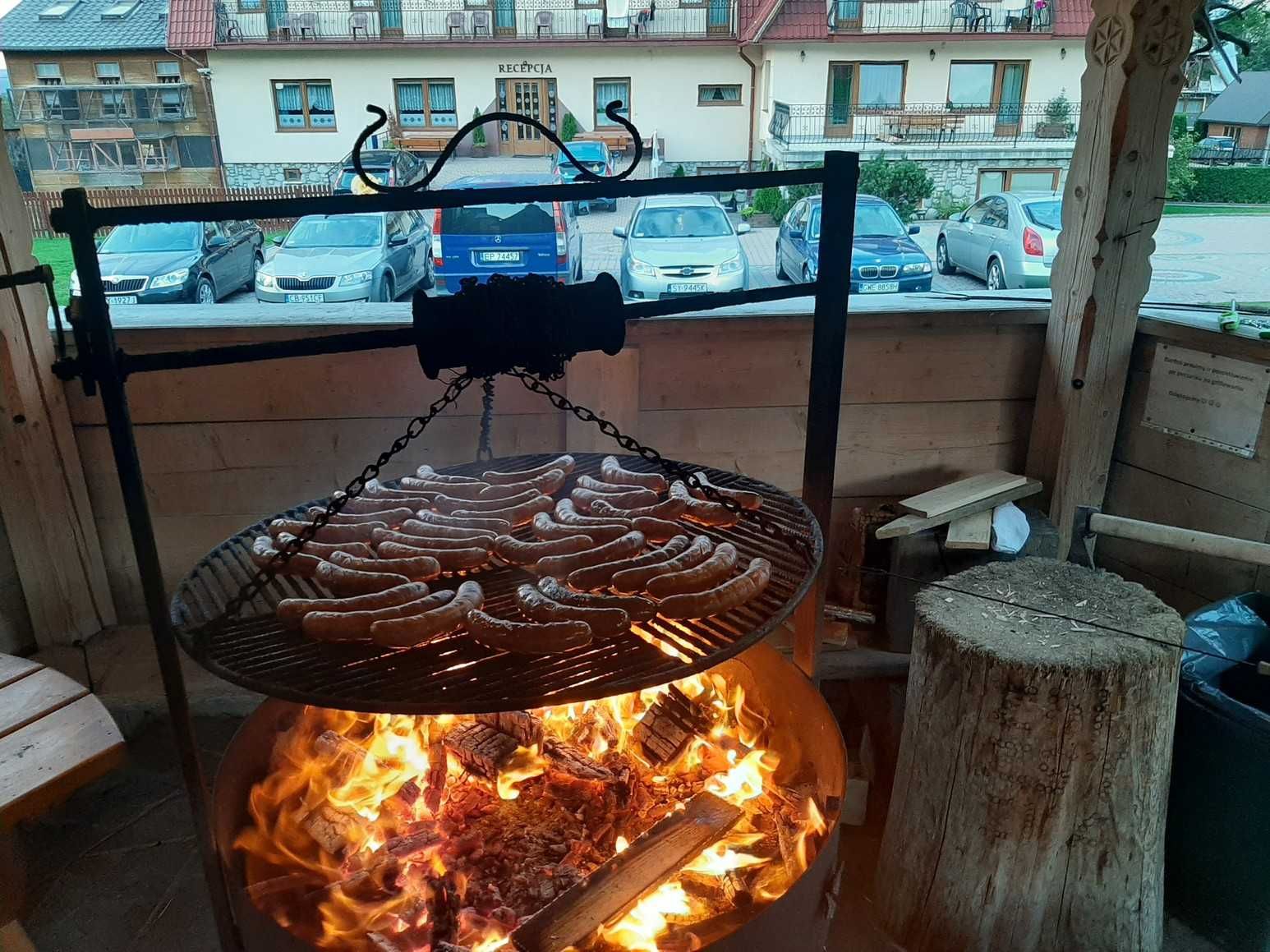 Wakacje i Wrzesień  - basen oraz wyżywienie  w cenie pobytu ,