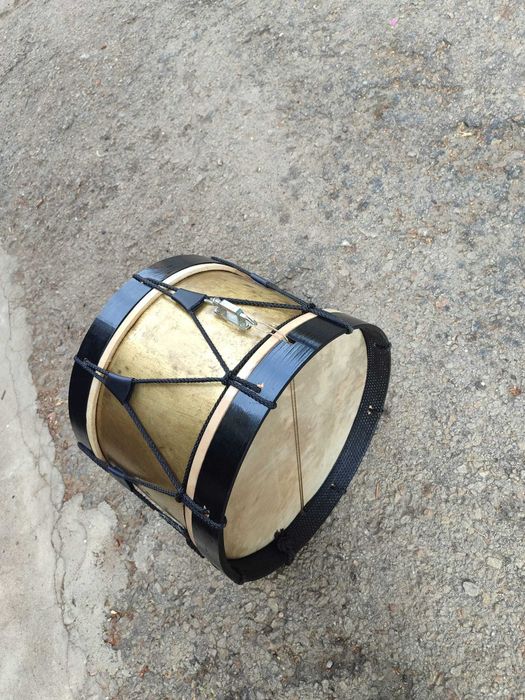 Caixa de Latão com pele, tenho 2 para vender