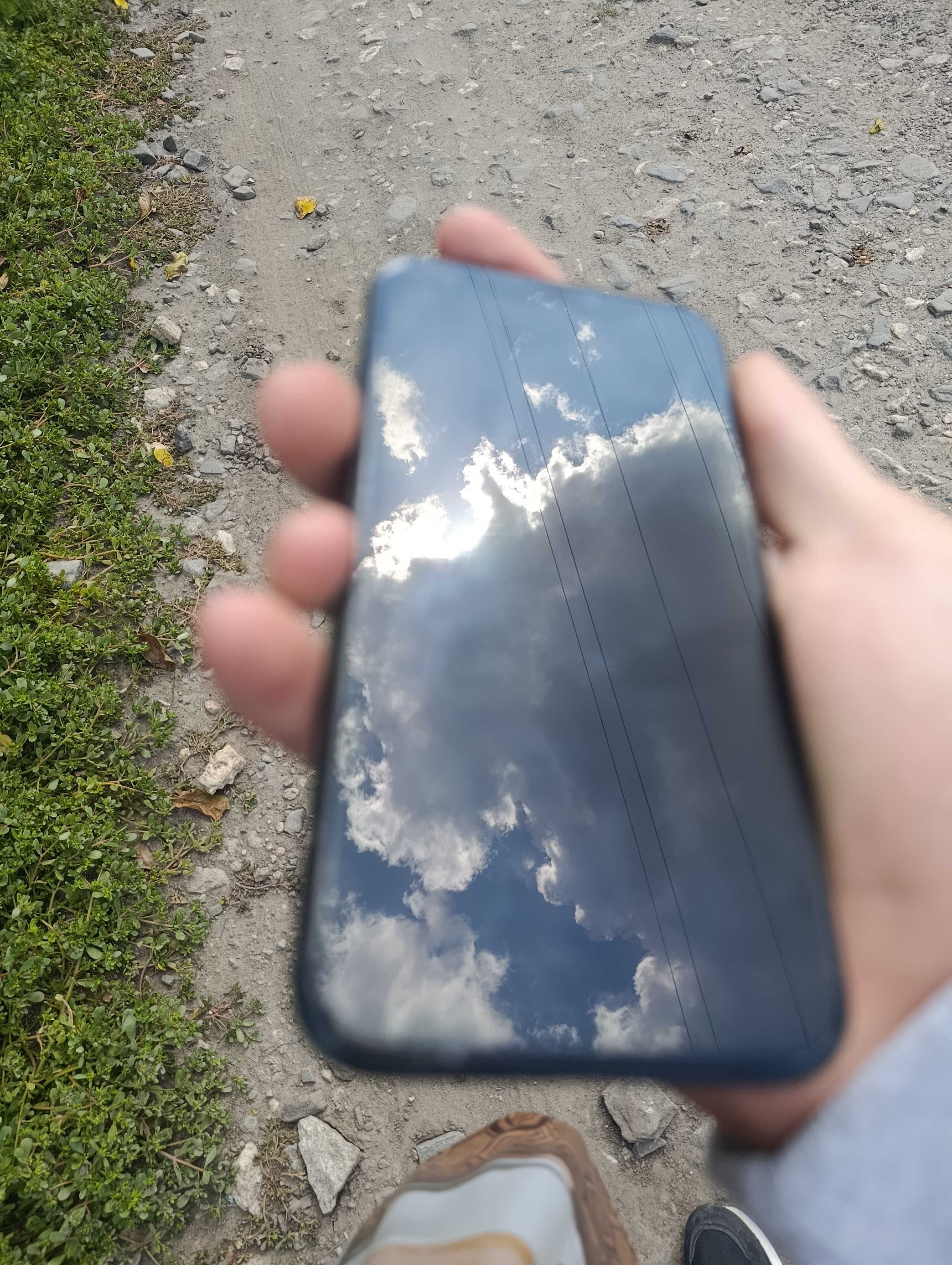 iphone xr 128 80% батарея