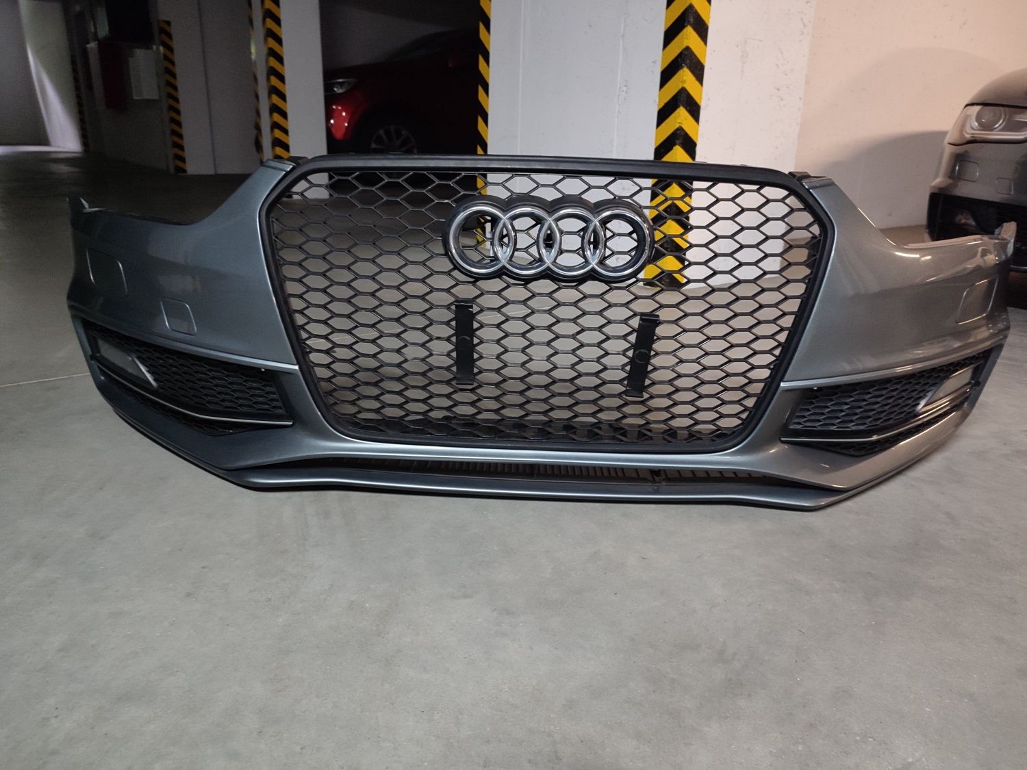 Zderzak przód S-Line  Audi A4 B8 lift LX7R