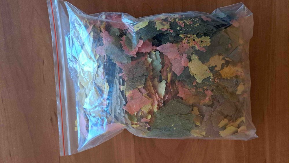 Pokarm dla ryb płatki TROPICAL Ichtio-Vit 20g uzupełnienie