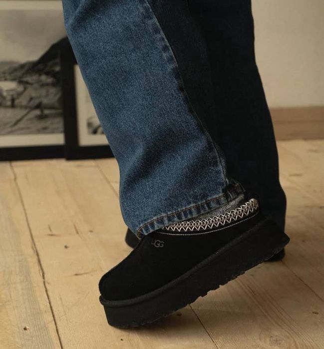 Капці жіночі уггі зимові чорні, ugg tasman platform black