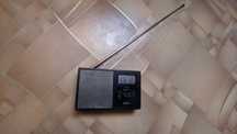 Продам карманный радиоприемник Qilive Radio LCD - Noir - Q1192