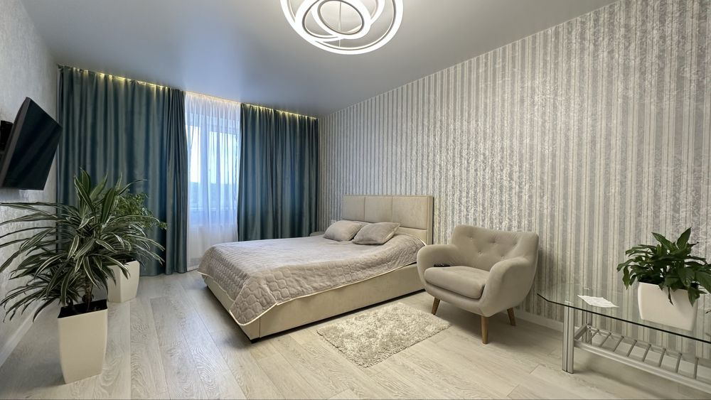 Довгострокова оренда 2к  поруч з центром міста