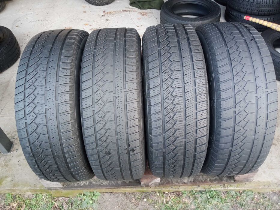 235 65 R17 Шини Interstart