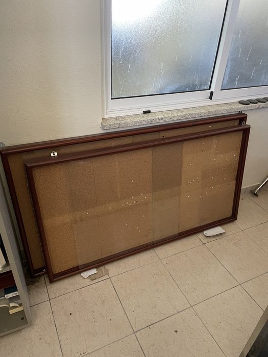 Edital/Expositor de informações