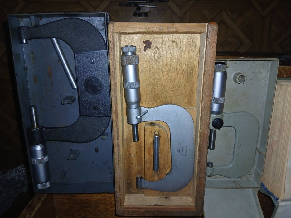 Продам:  ключи  разные  молотки труборезы