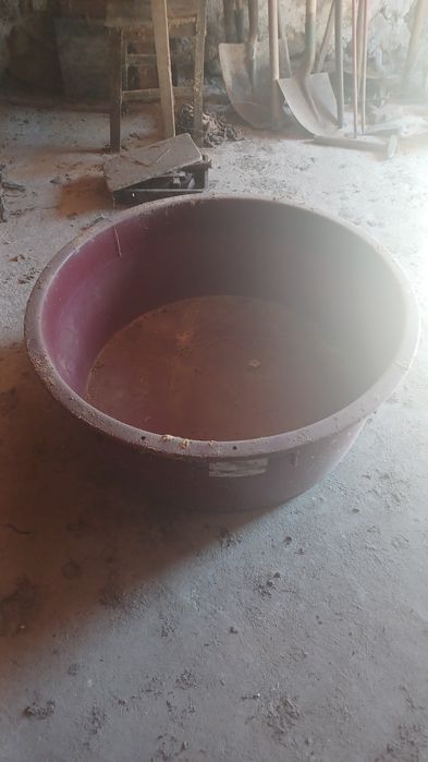 Dorna Plástica P Vinho 275 Litros Baixa