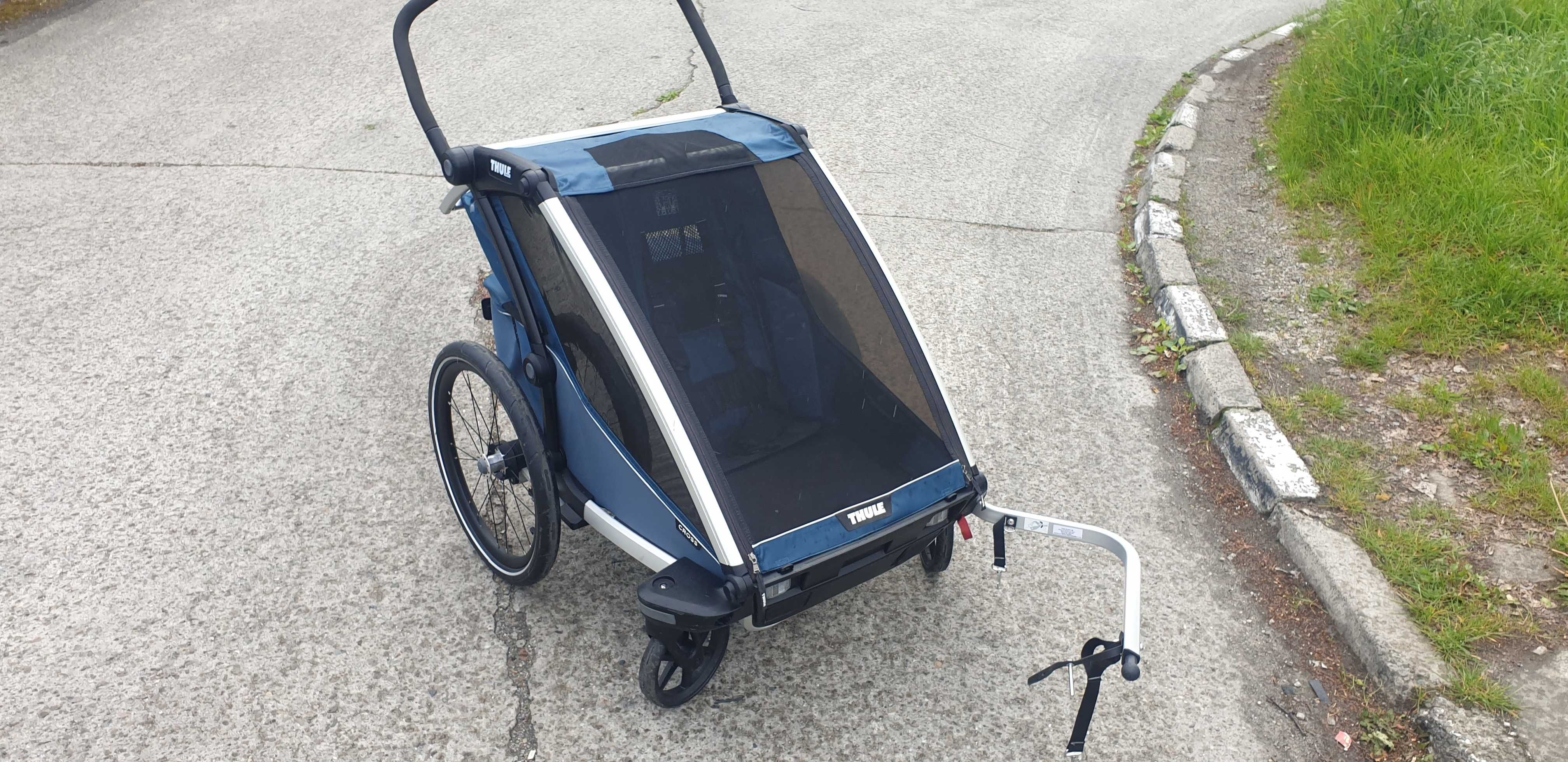 Mało używana Przyczepka Thule Chariot Cross 2