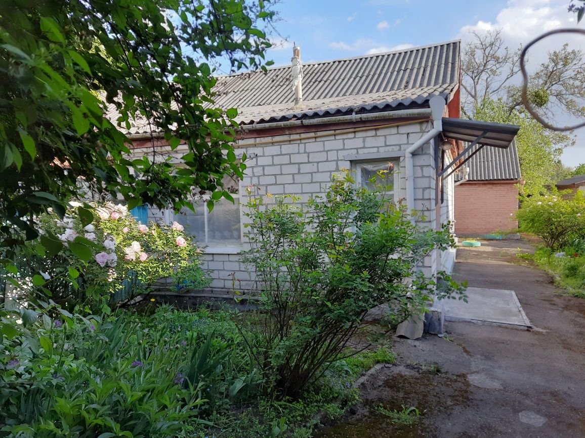 Продам півбудинка ЖИТОМИР  СІННИЙ РИНОК