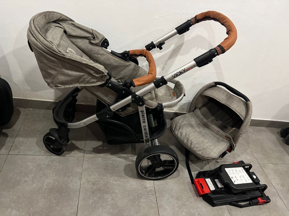 Carrinho bebé com isofix
