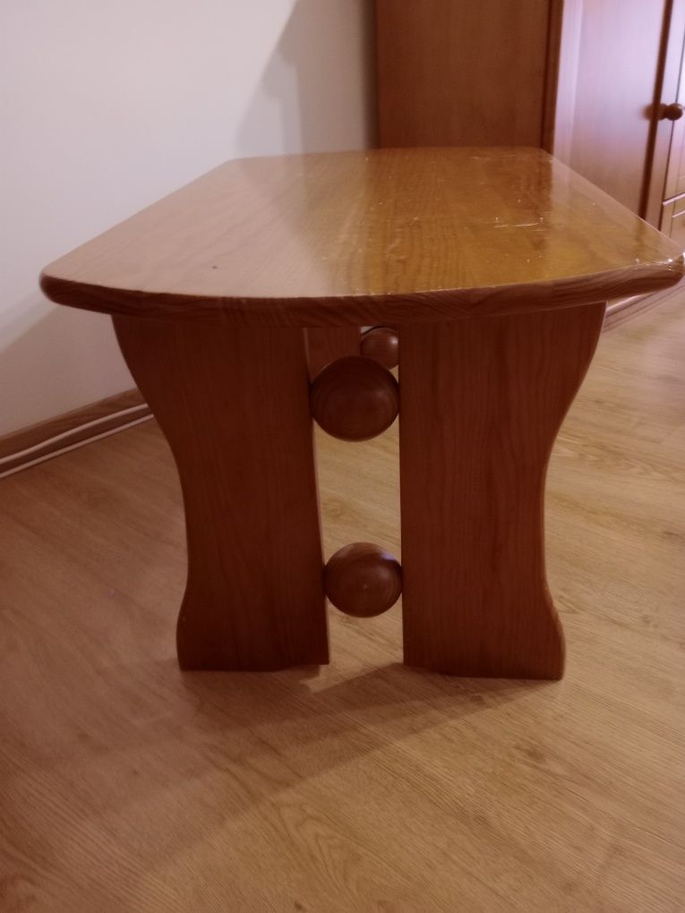 Mesa de centro em madeira