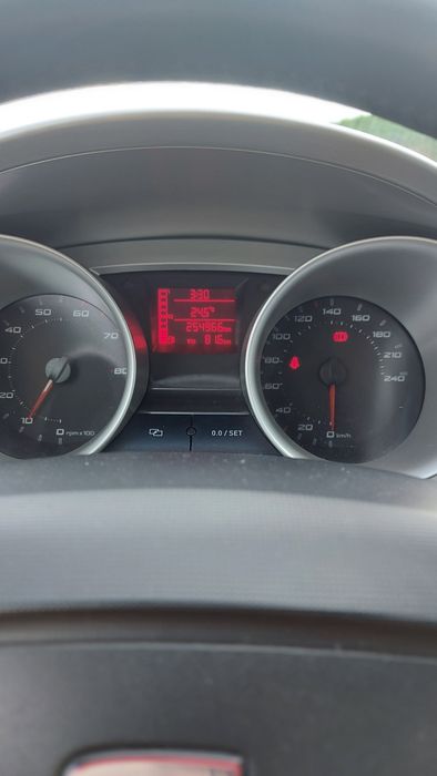 Samochód Seat ibiza 1.4 + lpg