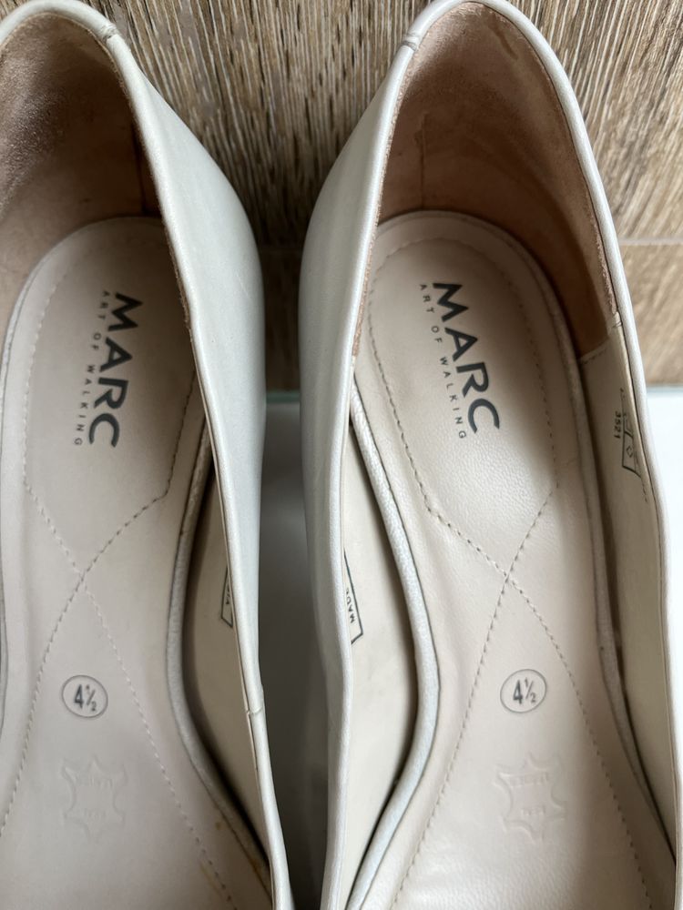 Buty na obcasie marki Marc, rozm 38