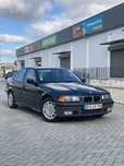 BMW 318i E36 como novo