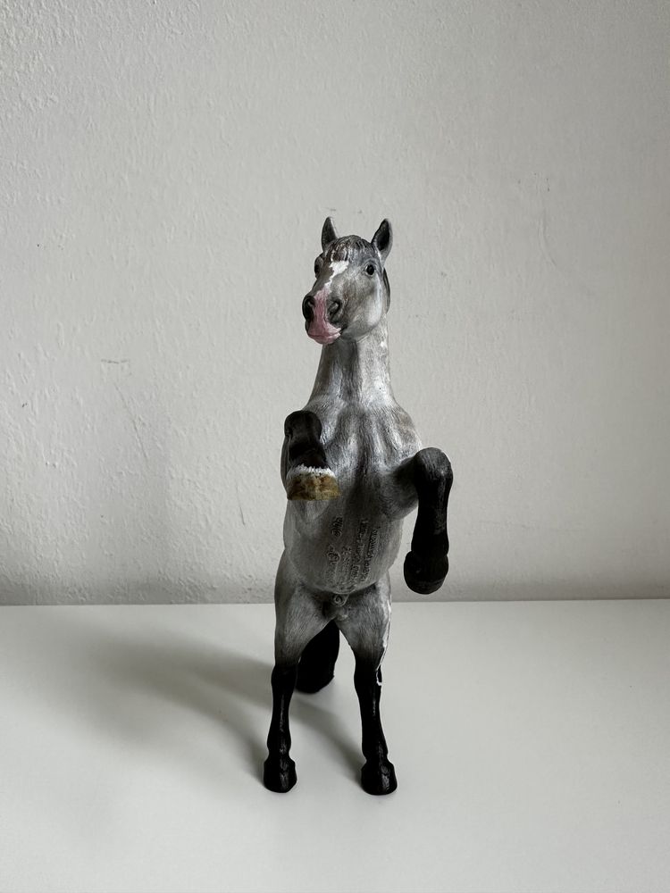 Custom wycofanej z produkcji figurki konia Schleich