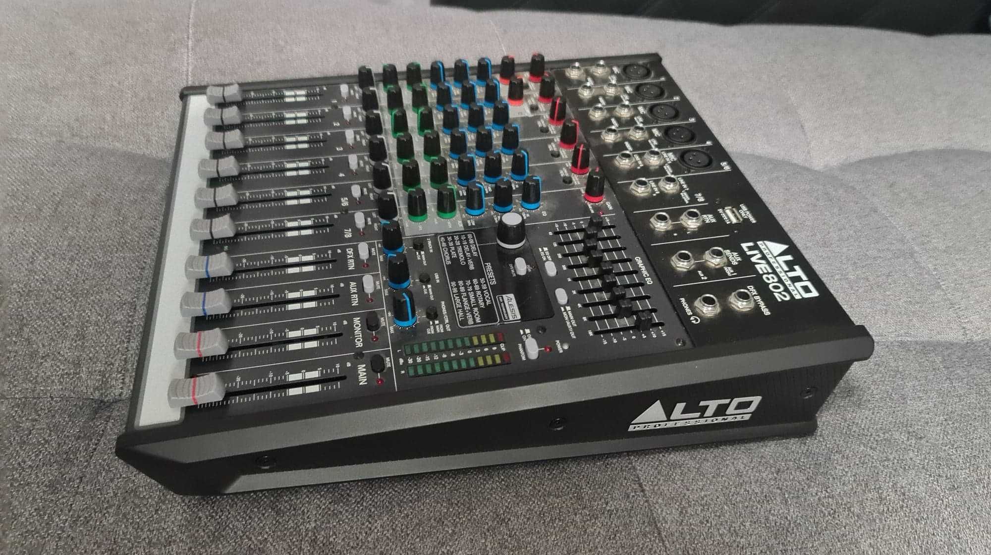 Alto Professional LIVE 802