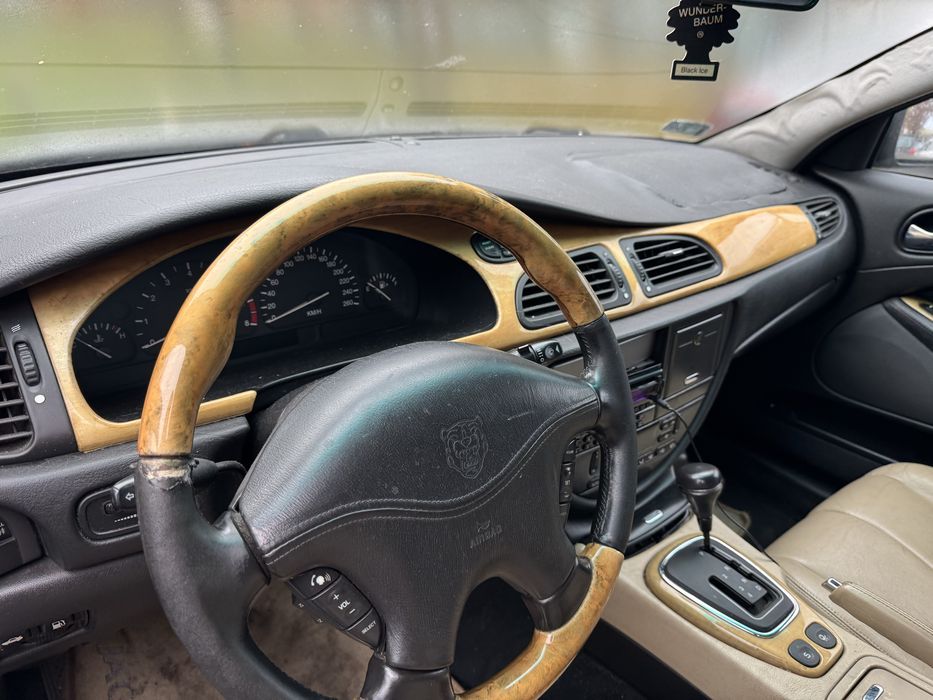 Jaguar s-type 238km uszkodzony