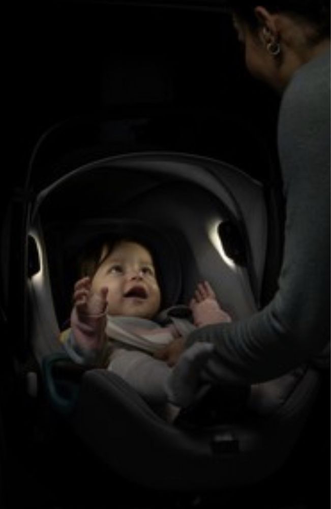 Britax Romer Baby Safe isense fotelik nosidełko