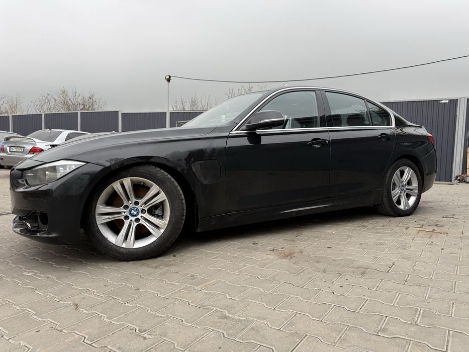 Bmw f30 2017 год 330 hybrid plugin дтп