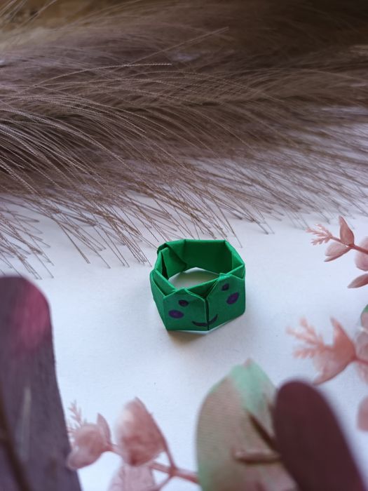 Pierścionek origami, żabka