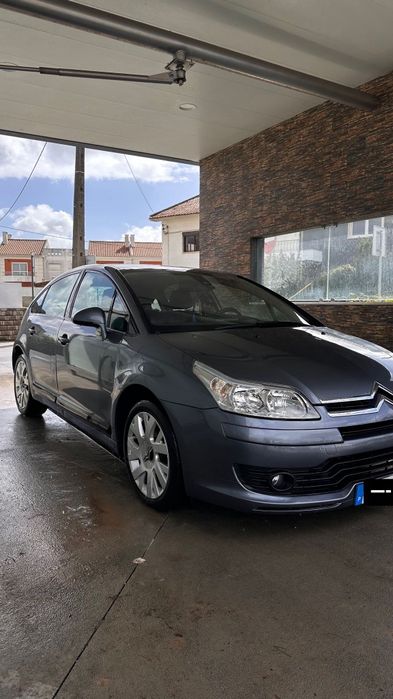 Citroen c4 1.6hdi

-Versão Exclusive
-Diesel
-110cv
-