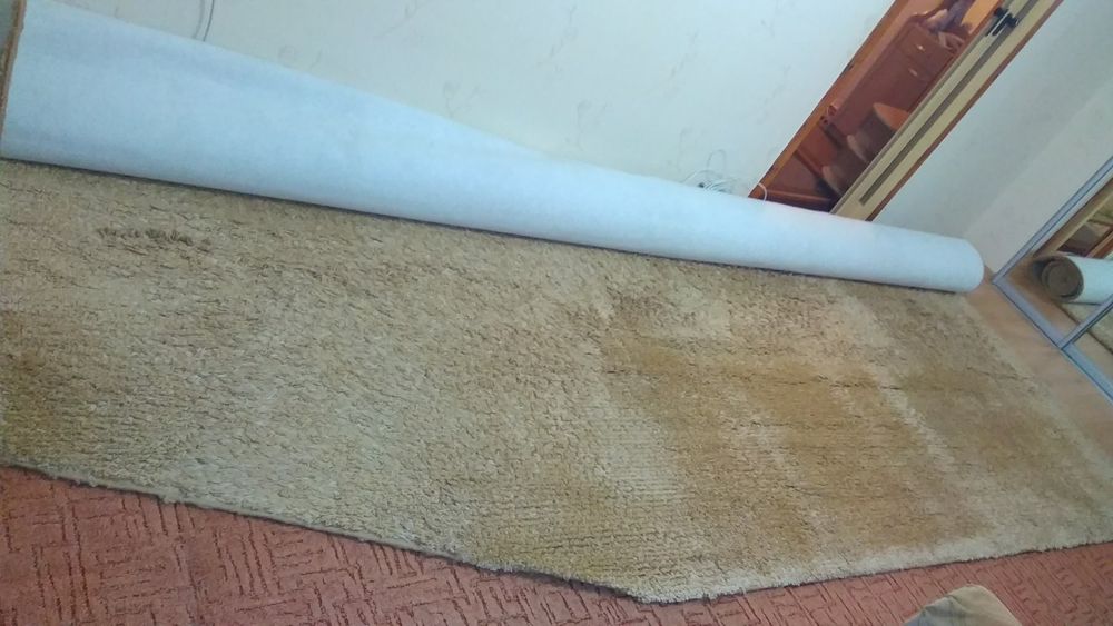 Продам килим з довгим ворсом