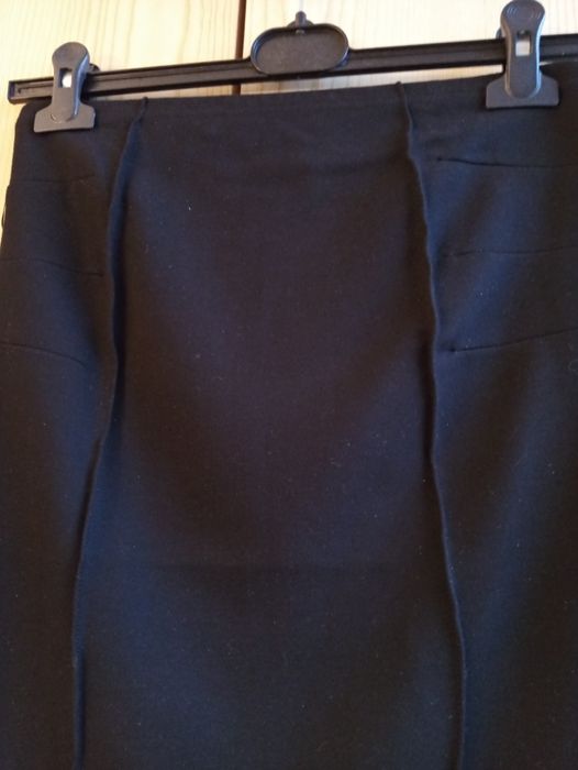 Czarna ciążowa spódnica XS Mamalicious