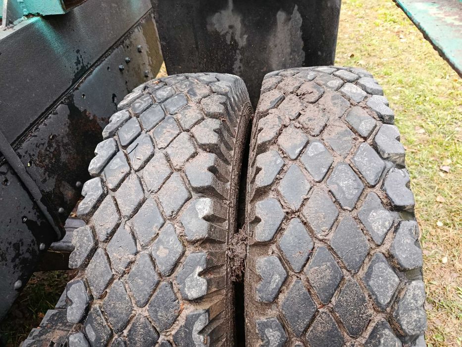 Продам камаз лісовоз