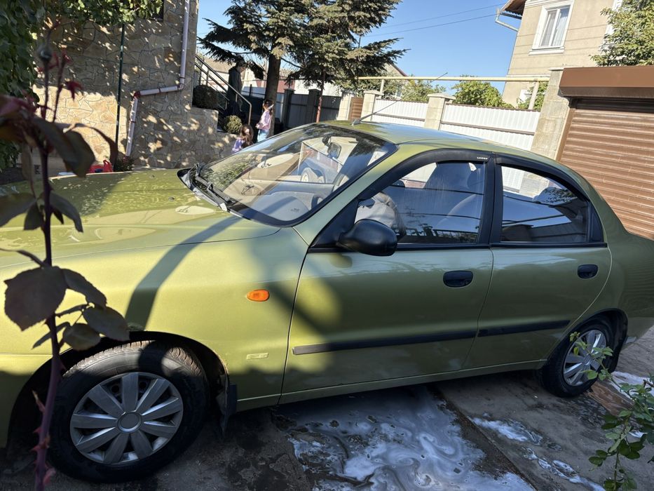 Легковий автомобіль Daewoo Lanos 2006 року (газ, бензин)