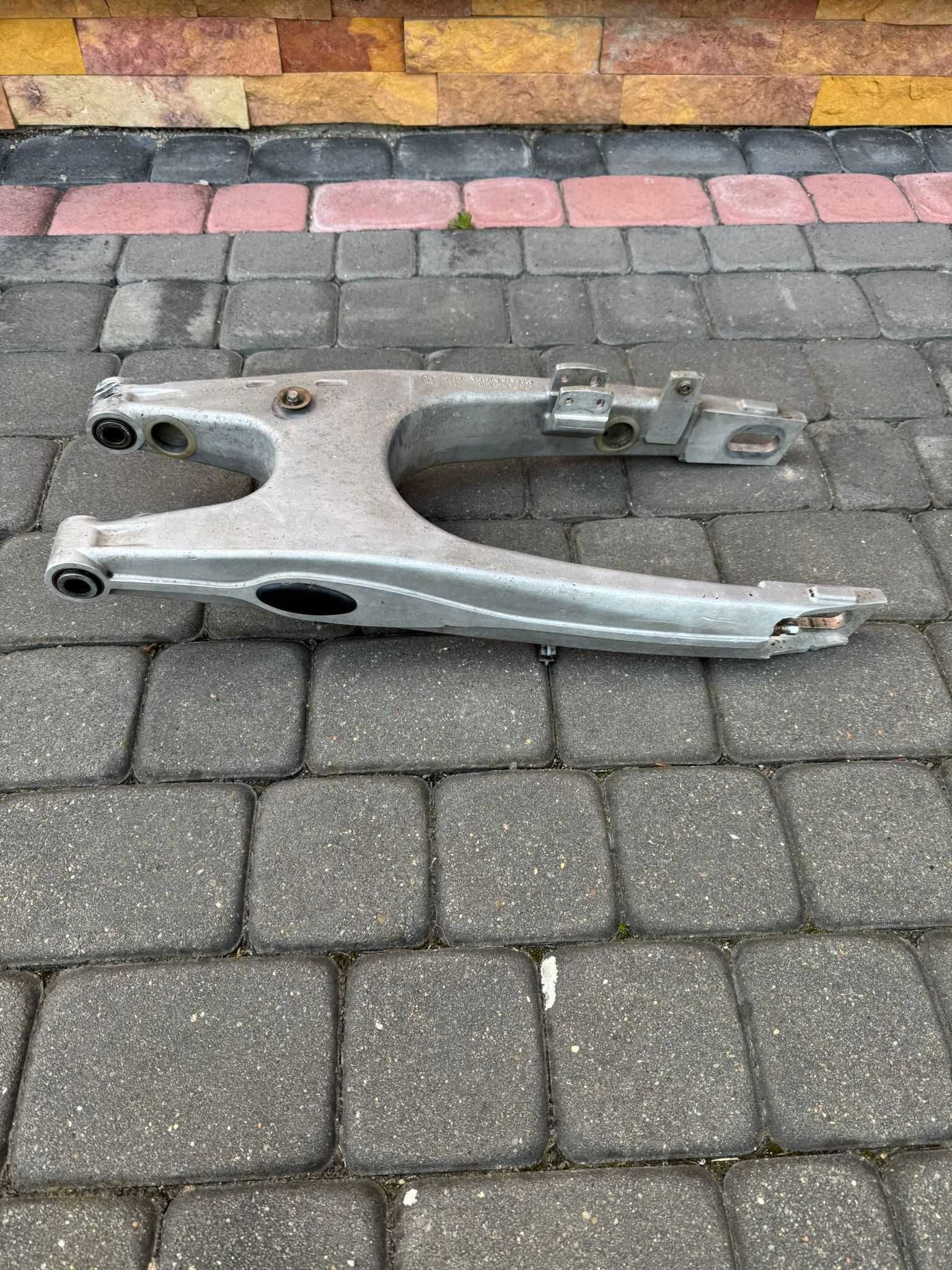 wahacz zawieszenie kiwaka tyl tylna ktm sx 85 / 105 husqvarna tc 85