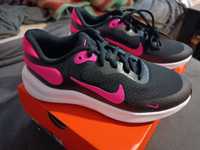 Buty Nike Revolution 7 (GS) rozmiar 34